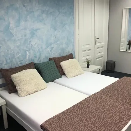 Lejlighed Spacious Old Town Apartments Sarajevo Ferhadija