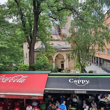 Apartamento Spacious Old Town Apartments Sarajevo Ferhadija Saraievo